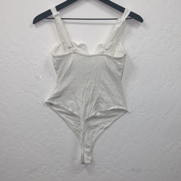 Free People Pippa V-Wire Bodysuit in Ivory Size Small - Picture 8 of 9